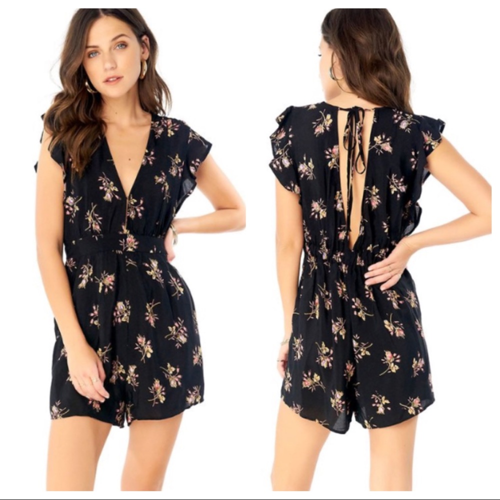 NWT Saltwater Luxe Ryan Floral Romper, Large